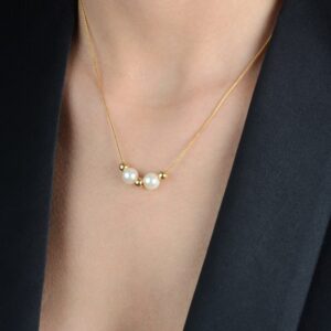 Colar de Pérolas e Esferas