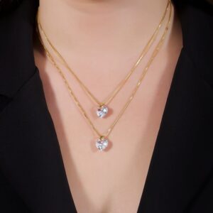 Colar Duplo de Coração em Cristal