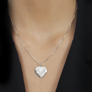 Colar de Coração facetado , coleção gypsy